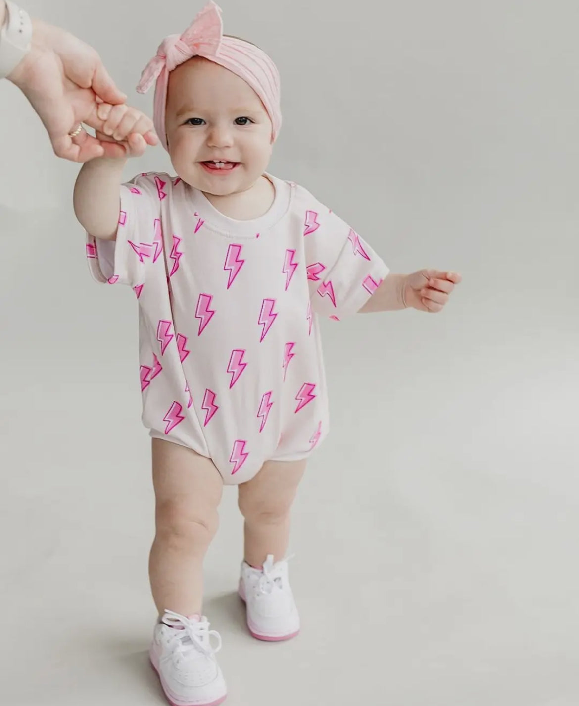 Short Sleeve Bubble Romper-Pink Bolts